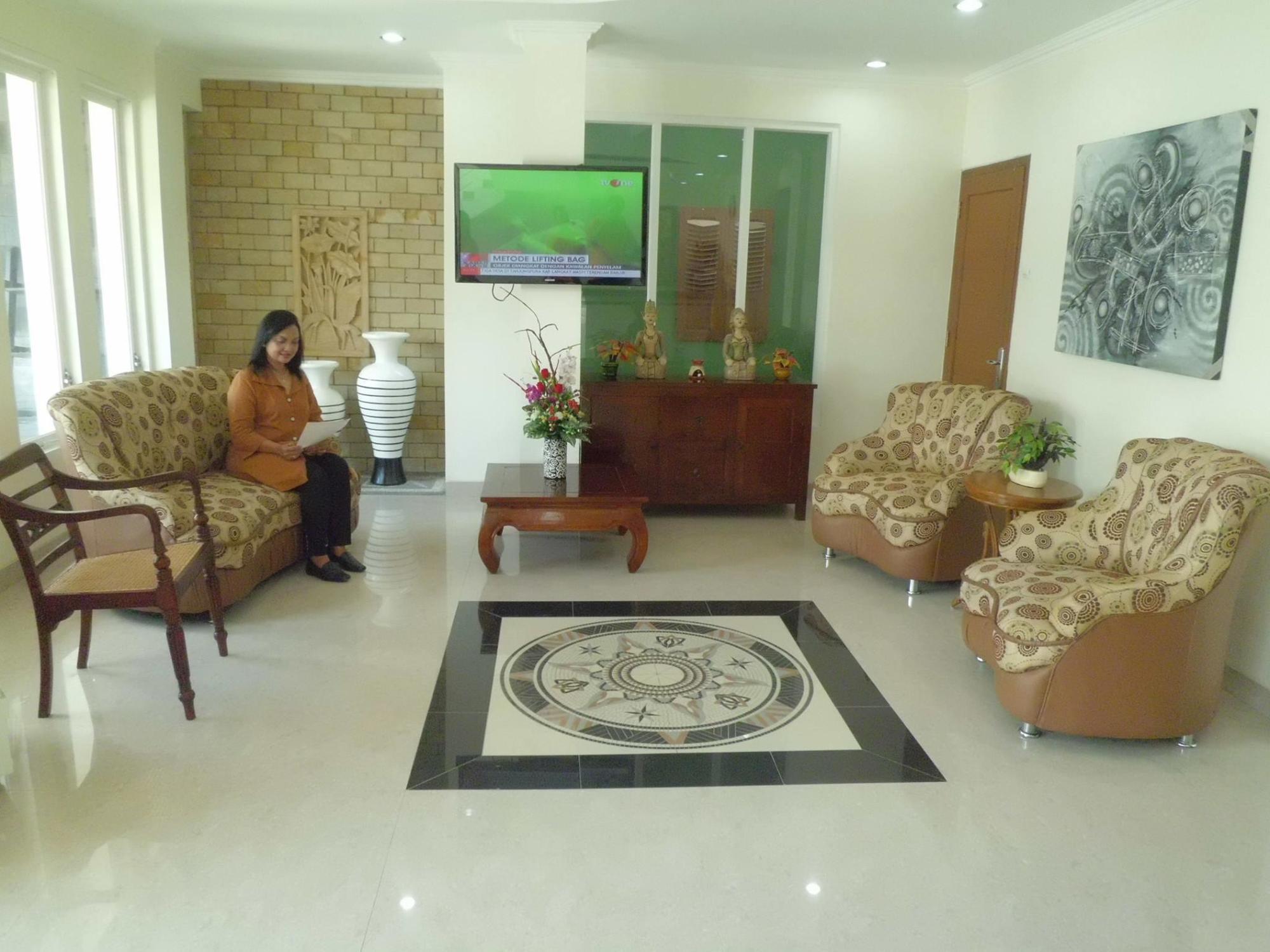 Hotel Vala Pakualaman Dış mekan fotoğraf