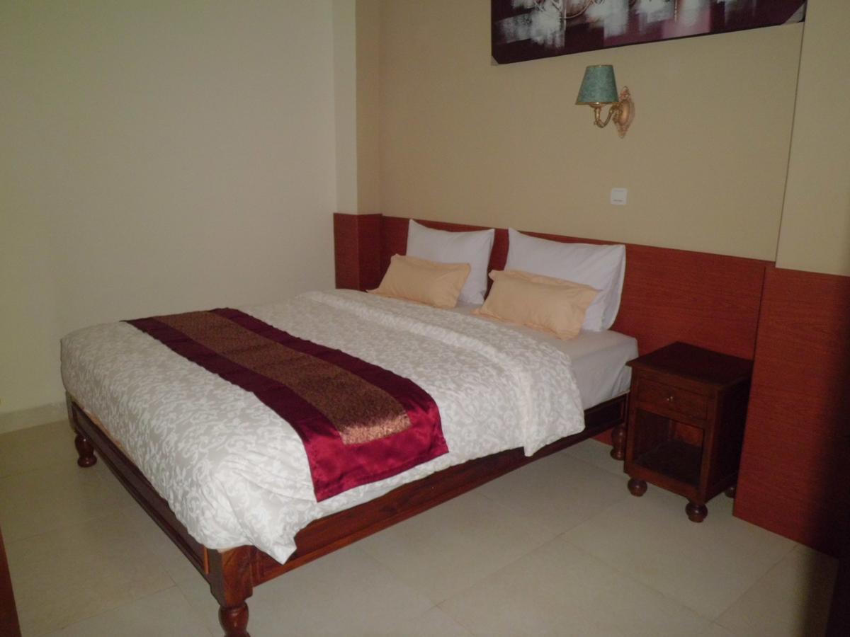 Hotel Vala Pakualaman Dış mekan fotoğraf
